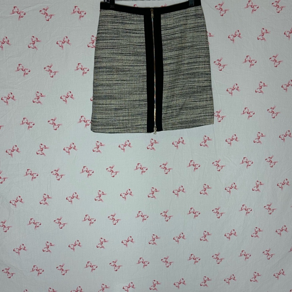 Ann Taylor Black and Gray Mini Skirt